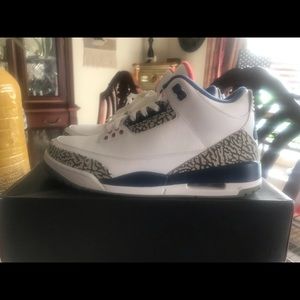 Air Jordan retro 3 OG true blue size 10.5